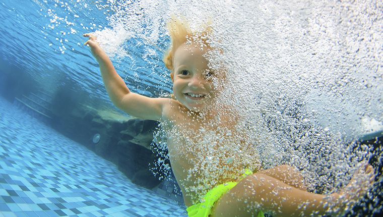 Magnum Opus Plask Og Leg Aqua Svoemning Vand 06