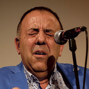 Olayo Jimenez foto lukkede øjne