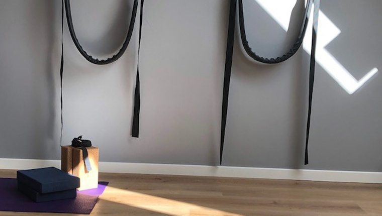 Ananda Yoga - yogalokale med lækker sollys